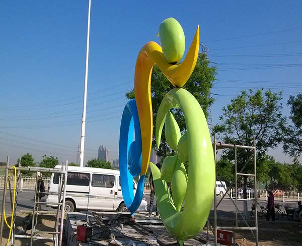 阜陽雕塑公司簡述其養(yǎng)護過程需要注意什么